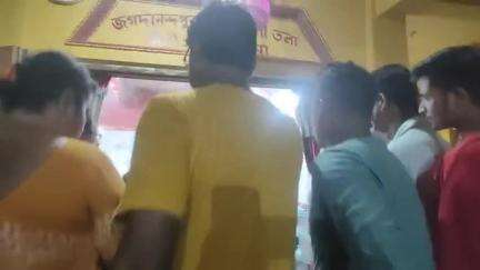 নাকাশিপাড়া: ভারতীয় সেনাদের সিঁদুর অভিযানে সেনাদের মঙ্গল কামনায় বেথুয়াডহরী আদি কালীমন্দিরে   মা কালী পুজো করল নাকাশিপাড়া বিজেপি