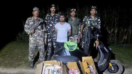 सिकटी: भारत-नेपाल सीमा पर लेटी के SSB जवानों ने नशीली दवाओं के साथ एक युवक को किया गिरफ्तार