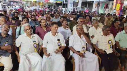 നിലമ്പൂർ: എടക്കര സബ്ട്രഷറി പുതിയ കെട്ടിടത്തിന്റെ ശിലാസ്ഥാപനം ബസ് സ്റ്റാൻഡ് പരിസരത്ത് മന്ത്രി കെ.എന്‍ ബാലഗോപാല്‍ നിര്‍വഹിച്ചു