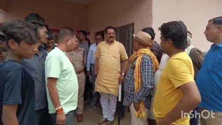 पवई: पन्ना जिले के पबई विधानसभा के विधायक प्रहलाद लोधी ग्राम पंचायत गढ़ीकरहिया के ग्राम रामनगर पहुंचे