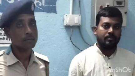 भरगामा: भरगामा पुलिस ने आर्म्स एक्ट के फरार अभियुक्त को दबोचा, भेजा न्यायिक हिरासत में