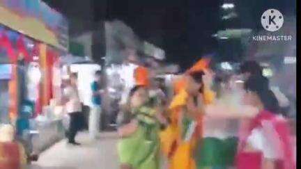 বিষ্ণুপুর: দেশের বীর জোয়ানদের মঙ্গলকামনার্থে বিজেপি মহিলা মোর্চার পক্ষ থেকে বিষ্ণুপুরের ছিন্নমস্তা মন্দিরে পুজো দেওয়া হয়