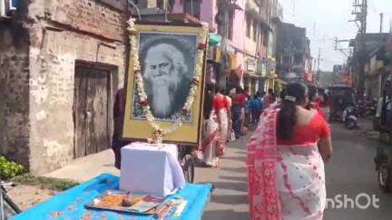 জামালপুর: জামালপুর ব্লক প্রশাসনের পক্ষ থেকে জামালপুর বাইপাস এলাকায় রবীন্দ্রজয়ন্তী পালন