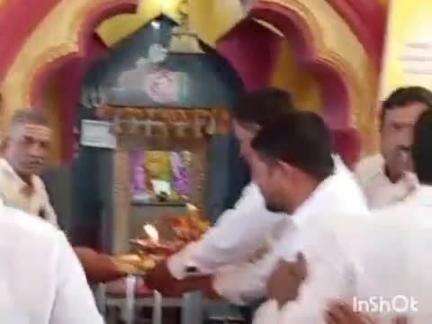 ಹುಮ್ನಾಬಾದ್: ಆಪರೇಷನ್ ಸಿಂಧೂರ ಸಕ್ಸಸ್ ಹಿನ್ನೆಲೆ ಹಳ್ಳಿಖೇಡ(ಬಿ) ದಲ್ಲಿ  ಭುವನೇಶ್ವರಿ ದೇವಸ್ಥಾನದಲ್ಲಿ ಬಿಜೆಪಿ ಮಹಾಶಕ್ತಿ ಕೇಂದ್ರದಿಂದ ವಿಶೇಷ ಪೂಜೆ