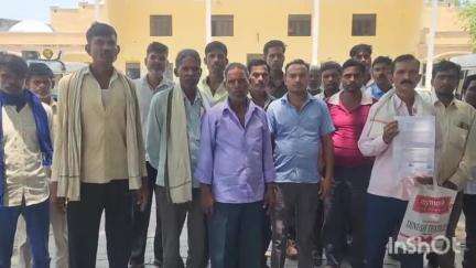 बिसौली: दौलतपुर गांव के ग्रामीणों ने कुछ दबंगों पर खेल मैदान, तालाब व नवीनपरती की जमीन पर अवैध कब्जा करने का लगाया आरोप