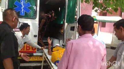 अलीगंज: जसरथपुर थाना क्षेत्र के नगला हरजू में विधवा महिला के साथ देवर ने बंटवारे को लेकर की मारपीट, महिला के सिर में गंभीर चोट