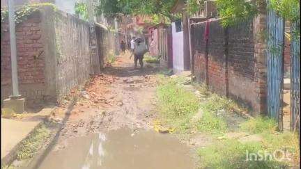 बलिया: नगर के हरपुर वार्ड 7 में नाली जाम और जर्जर सड़क से दोहरी मुसीबत, परेशान हैं मुहल्लेवासी #jansamasya