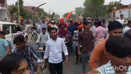 धामपुर: धामपुर में महाराणा प्रताप जयंती के उपलक्ष में क्षत्रिय समाज ने निकाली शोभायात्रा