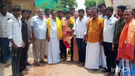 ஆண்டிப்பட்டி: ஆண்டிபட்டியில் கடந்த சில தினங்களுக்கு முன் சீமான் குறித்து சர்ச்சை பேச்சு பேசிய நபர் ஜாமினில் வெளியே வந்தவருக்கு வரவேற்பு