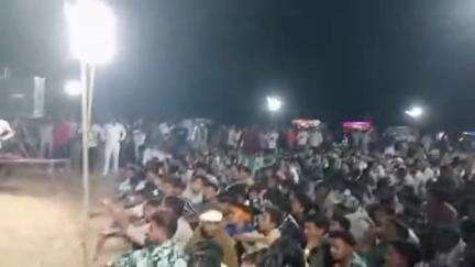 मांगरौल: बाडोली शरीफ में तीन दिवसीय उर्स का समापन, जायरीनों ने कव्वाली का उठाया लुत्फ़
