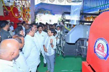 గద్వాల్: పెబ్బేరు గ్రామంలో శ్రీరామ ఆగ్రో ఇండస్ట్రీస్ ప్రారంభోత్సవానికి హాజరైన ఎమ్మెల్యేలు మెఘ రెడ్డి, బండ్ల కృష్ణమోహన్ రెడ్డి
