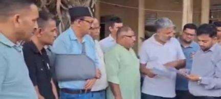 काशीपुर: जन विकास मंच के लोगों ने एसडीएम कार्यालय में एसडीएम को ज्ञापन सौंपा