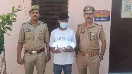 धौलाना: पिलखुवा थाना पुलिस ने चैकिंग के दौरान एक मादक पदार्थ तस्कर को किया गिरफ्तार, कब्जे से अवैध गांजा बरामद