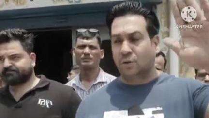 पानीपत: पानीपत रेड लाइट चौक सरकारी स्कूल के पास लगातार खुल रहे गेस्ट हाउस पर लोगों ने जताई नाराजगी। किया प्रदर्शन।#jansmsya