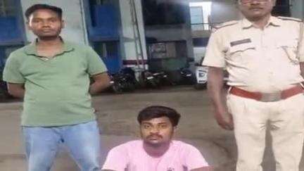 ગરબાડા: જિલ્લા બહાર ચોરીના ગુનામાં એક વર્ષથી નાસતા ફરતા છાપરી ગામના આરોપીની ધરપકડ કરીને પોલીસે જેલ ભેગો કર્યો