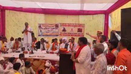 बांसवाड़ा: माकोद गांव में मंदिर प्रतिष्ठा कार्यक्रम के दौरान सर्व समाज ने निकाली गंगाजल कलश यात्रा, विधायक मीणा ने की शिरकत