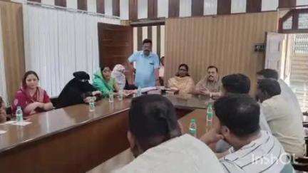 अनूपशहर: अनूपशहर में नगर पालिका अध्यक्ष बृजेश गोयल की अध्यक्षता में बोर्ड बैठक का आयोजन किया गया