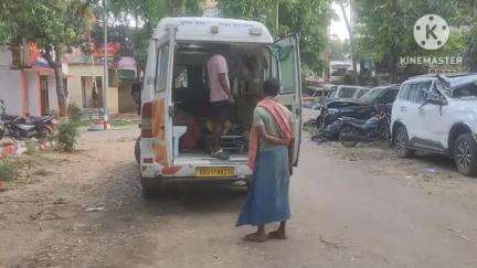चंडी: बढ़ौना पेट्रोल पंप के पास अज्ञात वाहन के धक्के से टैंपो पलटा, एक व्यक्ति की हुई मौत