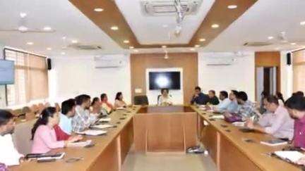 મોડાસા: કલેક્ટર કચેરી ખાતે જિલ્લા સ્વાસ્થ્ય પરિષદની બેઠક મળી