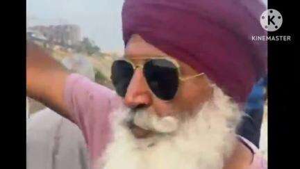 ਜਲੰਧਰ 1: ਜਲੰਧਰ - ਫਗਵਾੜਾ ਨੈਸ਼ਨਲ ਹਾਈਵੇ ਵਿਖੇ ਇੱਕ ਤੇਜ਼ ਰਫਤਾਰ ਕੰਟੇਨਰ ਆਪਣੇ ਰੋਡ ਤੋ ਦੂਜੇ ਰੋਡ ਤੇ ਆਇਆਂ ਇਕ ਕਾਰ ਆਈ ਚਪੇਟ ਵਿਚ