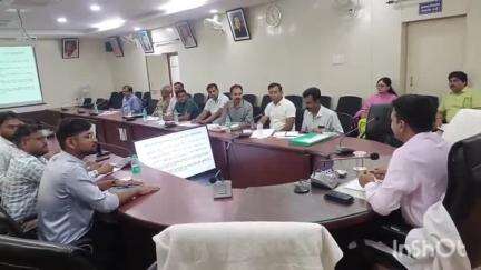 रायसेन: जिले में खाद्य तेलों की आत्मनिर्भरता बढ़ाने के लिए ऑइल सीड क्रॉप को मिलेगा बढ़ावा, कलेक्टर श्री विश्वकर्मा की अध्यक्षता में हुई बैठक