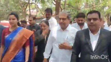 గుంటూరు: మంగళగిరి టిడిపి కేంద్ర కార్యాలయం పై దాడి కేసులో సజ్జలను విచారించిన సిఐడి అధికారులు