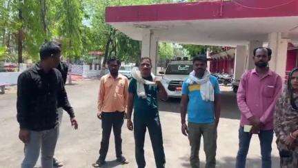 रायसेन: पंचायत विरहोली सचिव की लापरवाही पर सरपंच और ग्रामीणों ने जताया विरोध, हटाने की मांग कलेक्टर को दिया आवेदन #Jansamasya