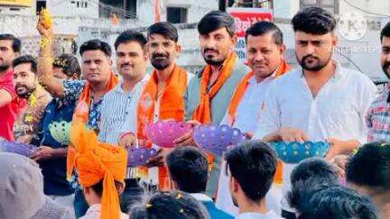 कुचामन सिटी: कुचामन में महाराणा प्रताप जयंती पर राजपूत समाज के युवाओं ने निकाली विशाल शोभायात्रा, 'प्रताप अमर रहे' के लगे नारे