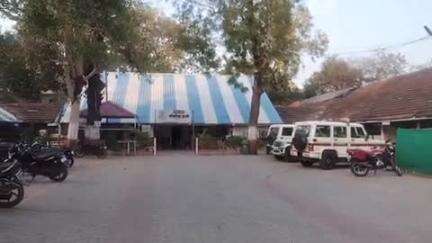 शिरपूर: पेपर देण्यासाठी गेलेली 19 वर्षीय महाविद्यालयीन तरुणी निमझरी नाका परिसरातून बेपत्ता,शहर पोलीस ठाण्यात मिसिंग नोंद