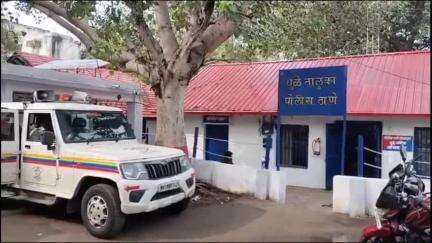 धुळे: भटाई फाट्यानजीक भरधाव ट्रकने टेम्पोला धडक दिल्याने एक ठार, तीन जण जखमी