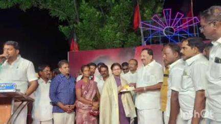 சோளிங்கர்: சோளிங்கரில் அரசின் நான்காண்டு கால சாதன விளக்கப் பொதுக்கூட்டம் அமைச்சர் காந்தி பங்கேற்பு