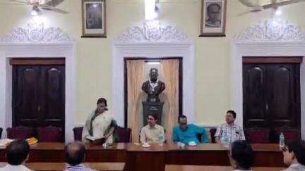 মেদিনীপুর: জেলা পরিষদের সভাকক্ষে পালিত হল কবিগুরুর জন্মজয়ন্তী, উপস্থিত সভাধিপতি সহ অন্যান্যরা