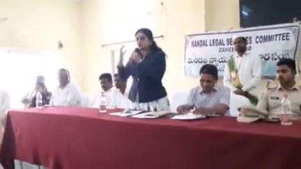 జహీరాబాద్: మహిళలు చట్టాలపై అవగాహన కలిగి ఉండాలి: సీనియర్ సివిల్ జడ్జి కవితా దేవి
