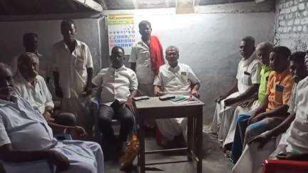 திருப்புவனம்: பேருந்து நிலையம் பகுதியில் இந்திய கம்யூனிஸ்ட் கட்சி சார்பில் ஆலோசனை கூட்டம்