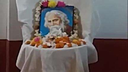কাশীপুর: পুরুলিয়া ভ্রমণ গ্রুপের উদ্যোগে পাহাড়পুরে কবি গুরুর জন্মদিবস উদযাপন