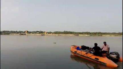 কেতুগ্রাম ১: কেতুগ্রামের উদ্ধারণপুরে ভাগীরথীতে স্নান করতে নেমে তলিয়ে গেল বীরভূমের হাটকালুয়া গ্রামের এক কিশোর, চাঞ্চল্য এলাকায়