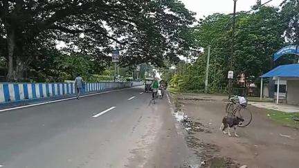 বালুরঘাট: বালুরঘাটের সাইকেল কমিউনিটির  সাইকেলে স্বাস্থ্যবার্তা, 'পেডাল ফর প্লানেট-ফিট ইন্ডিয়া'র অংশ হিসেবে সাইকেল রেলি