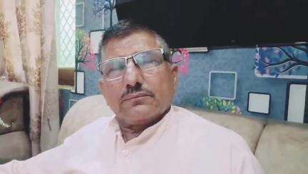 महिला द्वारा झूठा मुकदमा करने के आरोप लगाने अपनी सफाई व्यक्त करते हुए,गजरौला के एक ग्राम निवासी,