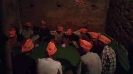 डिंडौरी: पड़रिया कला गांव में अंतर्राष्ट्रीय हिंदू परिषद और राष्ट्रीय बजरंग दल के कार्यकर्ताओं द्वारा हनुमान चालीसा का पाठ