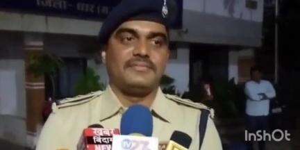 गंधवानी: गंधवानी पुलिस थाना परिसर में आगामी त्योहारों को लेकर शांति समिति की बैठक संपन्न, अपराधों की रोकथाम पर हुई चर्चा