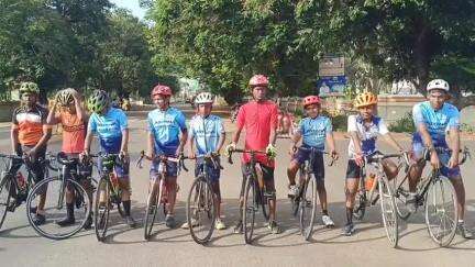 காரைக்குடி: கல்லூரி சாலையில் உலக சைக்கிள் தினத்தை முன்னிட்டு விழிப்புணர்வு சைக்கிள் பேரணி