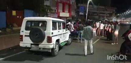 દાહોદ: સ્વામી વિવેકાનંદ ચોક નજીક રાત્રિ દરમિયાન  મારામારીની ઘટના પોલીસે કાર્યવાહી હાથ ધરી