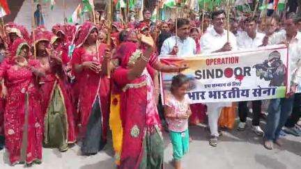 रतनगढ़: रतनगढ में भाजपा की ओर से निकाली गई सिंदूर यात्रा