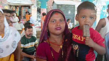 बक्सर रामरेखा घाट पर आए 
श्रद्धालुओं के बच्चों गुम हो जाने पर हमारे ही प्रयास से बच्चा मिल जाता है अपने परिजन को   मिल जाते हैं गंगा आरती पुजारी लाला बाबा के  माध्यम से बक्सर