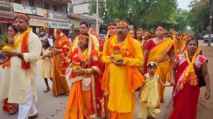 कांके: मोरहाबादी मैदान में रांची सांसद ने 'एक पेड़ मां के नाम' अभियान के तहत किया पौधारोपण