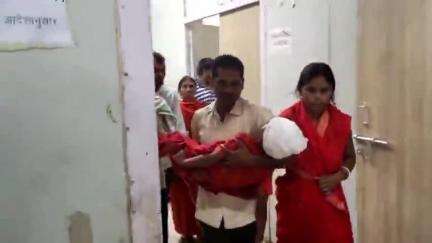 जहानाबाद: तेज रफ्तार बाइक ने कई बच्चों को मारी टक्कर, एक बच्चा सदर अस्पताल से पटना PMCH रेफर