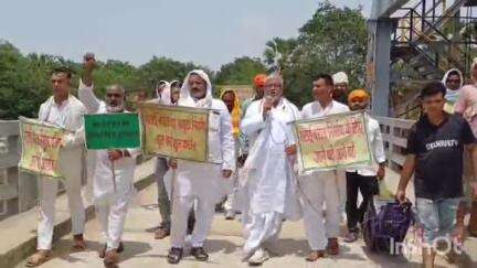 नावानगर: नावानगर मलई बराज परियोजना की अनदेखी पर राजद नेता और किसानों का प्रदर्शन, बड़े आंदोलन की चेतावनी