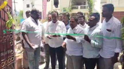 పులివెందుల: గత వైసీపీ ప్రభుత్వంలో 1. 20 కోట్లతో నిర్మించిన రైతుబజార్ ను ప్రారంభించిన వేంపల్లి మేజర్ పంచాయతీ సర్పంచ్ ఆర్ శ్రీనివాసులు