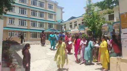 हमीरपुर: प्रदेश स्कूल शिक्षा बोर्ड की अध्यापक पात्रता परीक्षा का आयोजन हुआ, 216 अभ्यर्थियों ने दी परीक्षा