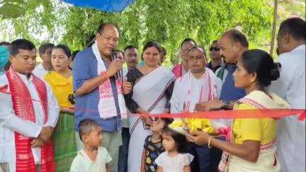 ওদালগুৰি: পলাহগড়ত মডেল অংগনাবাদী কেন্দ্ৰ নিৰ্মাণৰ আধাৰশিলা স্থাপন কৰা হয়, আধাৰশিলা স্থাপন বিধানসভাৰ অধ্যক্ষ বিশ্বজিৎ দৈমাৰীয়ে